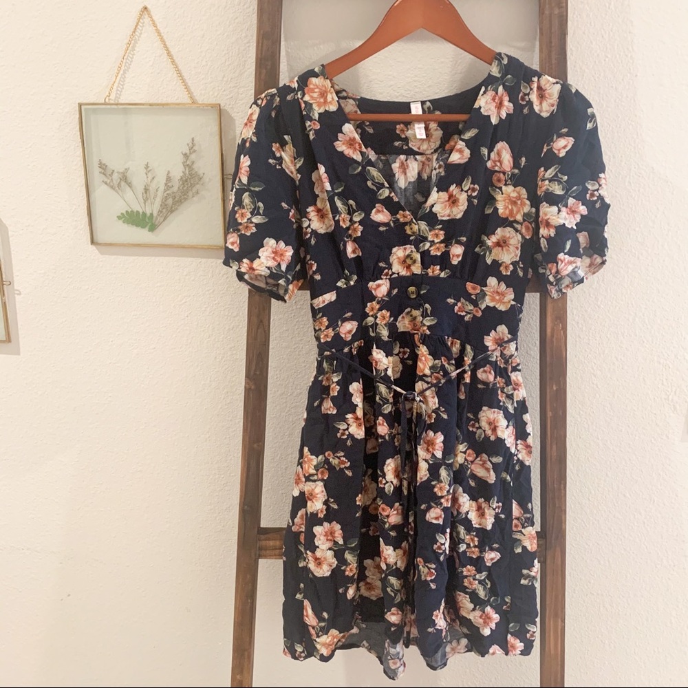 Navy Floral Flowy Dress S